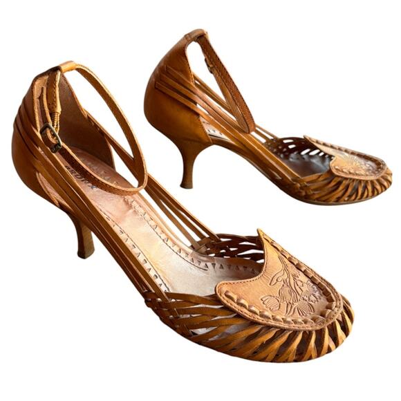 Bronx "Pilar" Huarache Inspired Tooled Leather Ankle Strap Mid-Heels size 7.5 - Picture 15 of 15